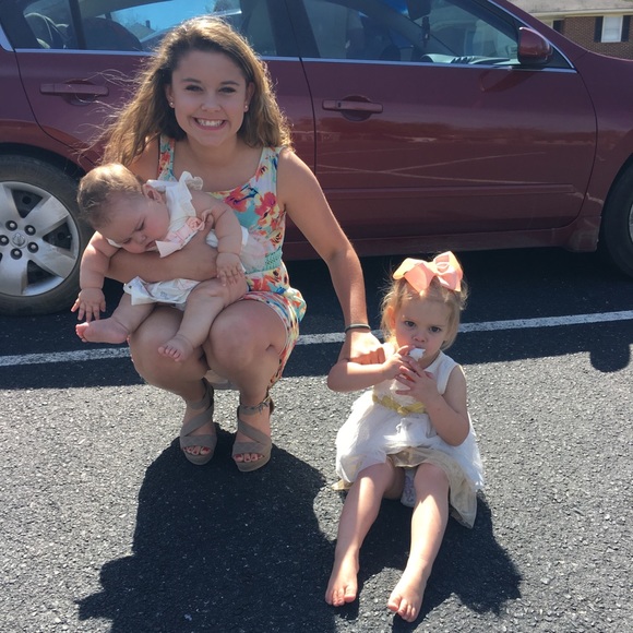 Meet your Posher, Madison - Picture 1 of 1